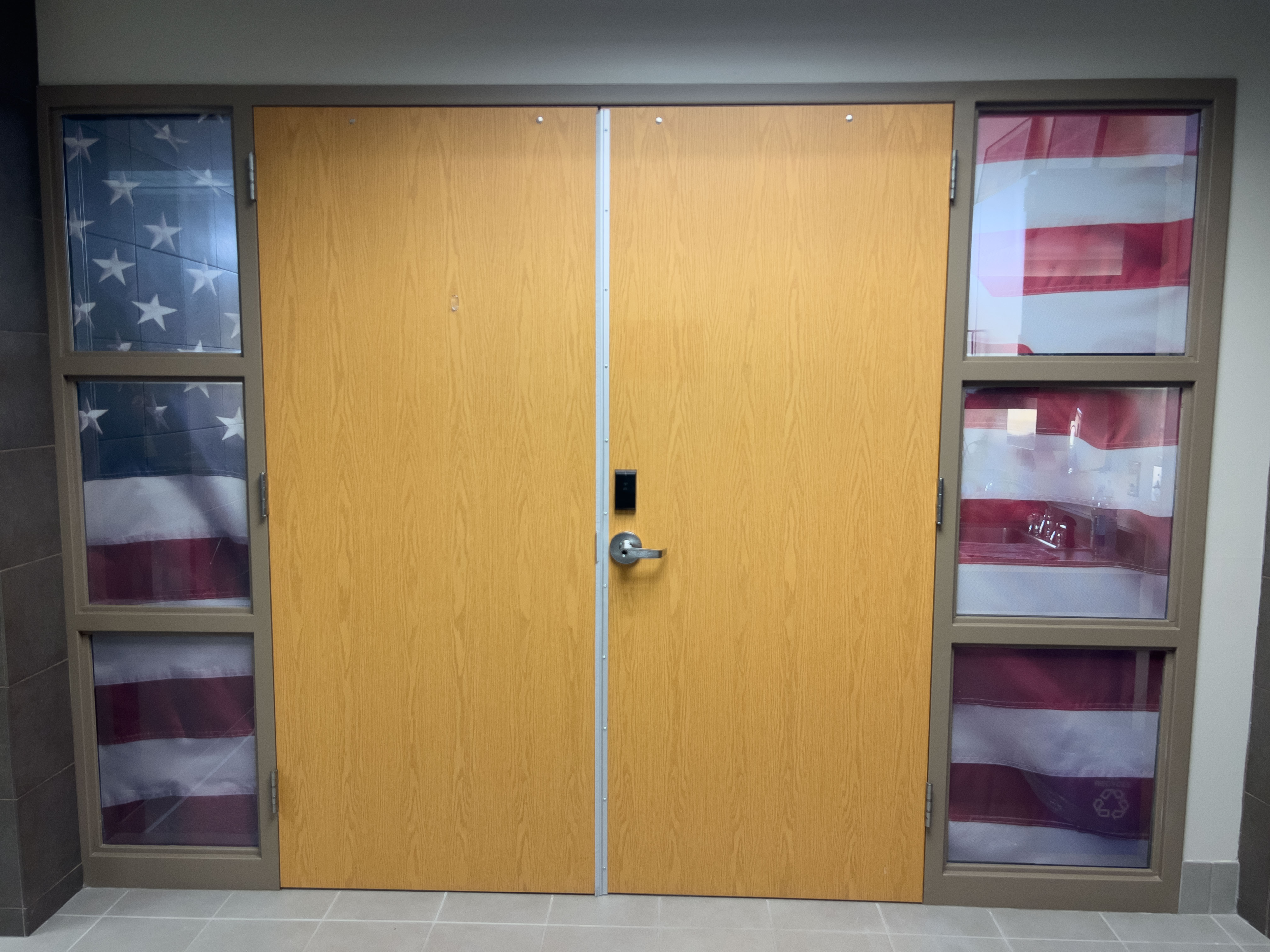 Veteran’s Club: Window Cling